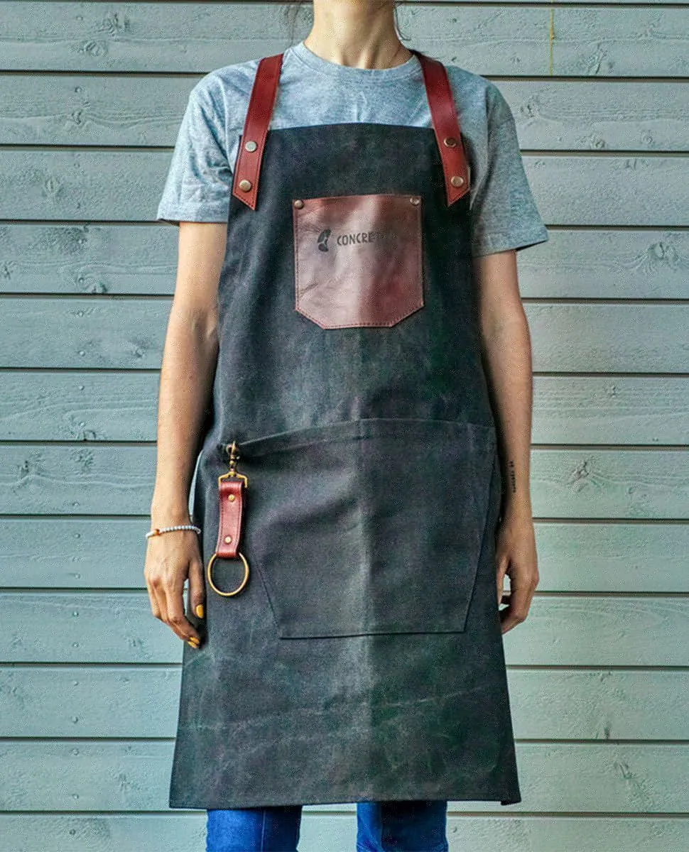 Фартук для готовки с кожаными вставками заказать и купить по цене  ниже рынка от производителя с доставкой.