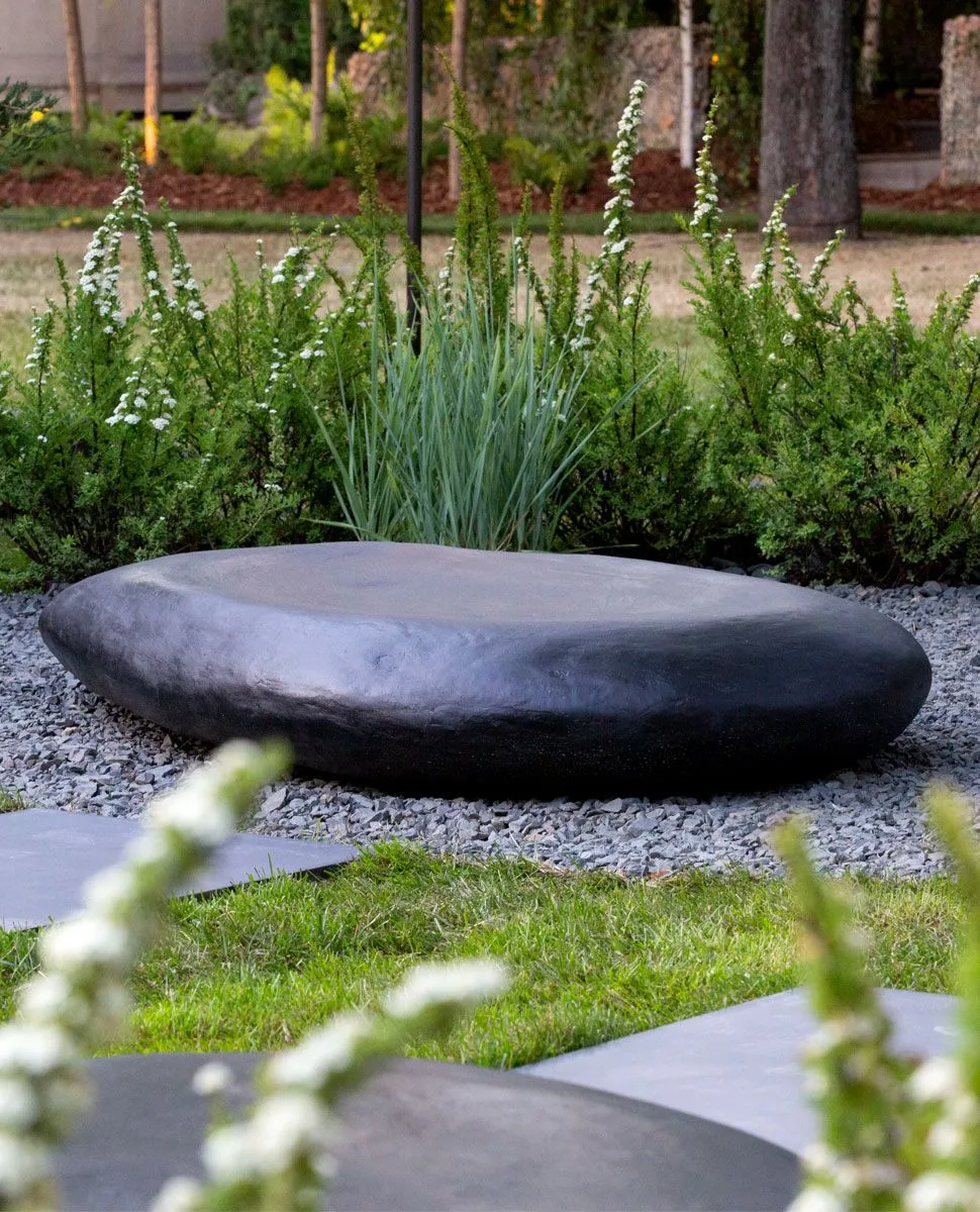 Гигантская галька заказать и купить по цене  ниже рынка от производителя с доставкой.