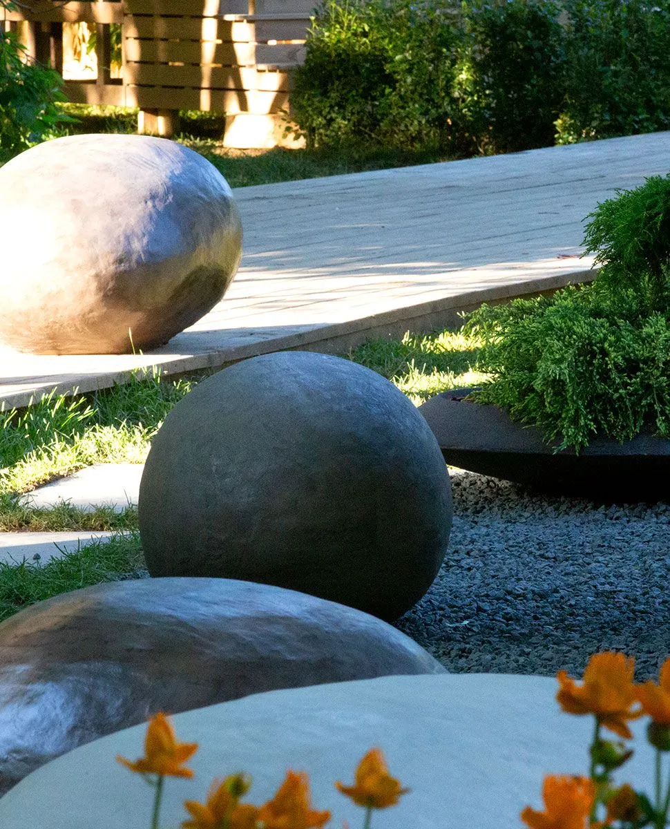 Камень - валун заказать и купить по цене  ниже рынка от производителя с доставкой.